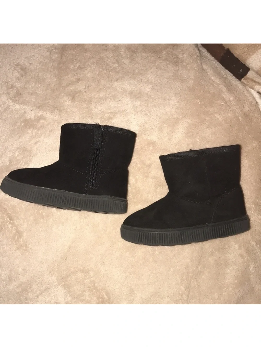 Cat & Jack size 6 Black Faux fur Suede Ankle Boots side zip
